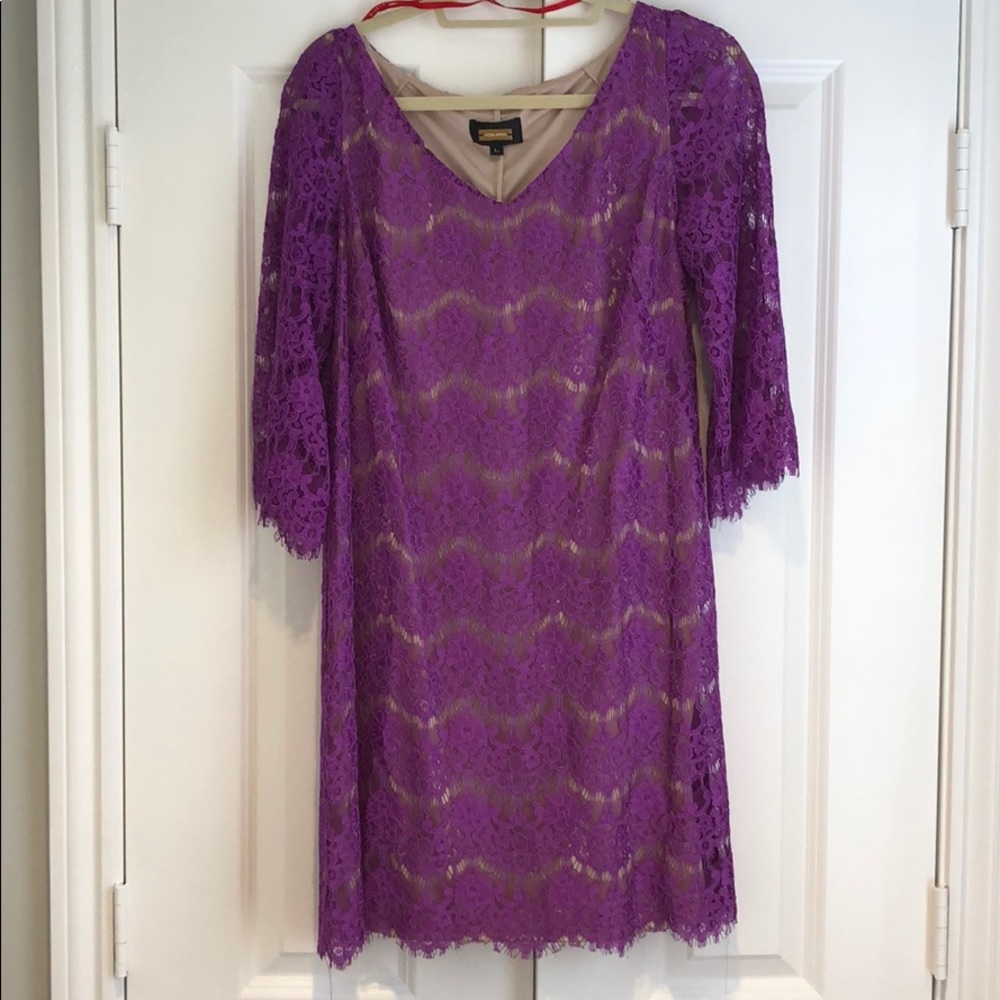 Alexia Admor lace dress